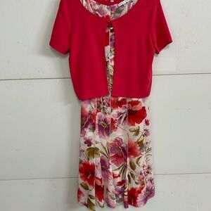 Size 6 fully lined ladies dress